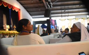 Candid shots taken during Akshaya Patra's 2 billionth meal commemoration event