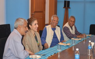 Dr “Desh” Deshpande, Anousheh Ansari & Prof. Muhammad Yunus sharing a light moment